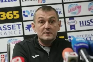 "Славия" поведе в класирането по треньорски смени