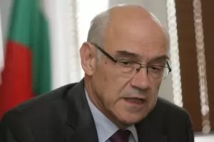 Парламентът спешава избора на нов шеф на КЕВР 