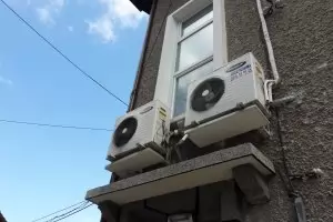 С наредба ще премахват климатиците от фасадите в София