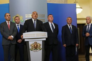 Лидерът на Атака Волен Сидеров лансира конспиративна теза че бившият