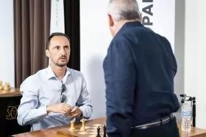 Топалов отново е в играта за световната титла по шахмат