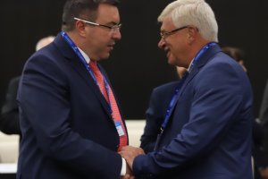 Ударното довършване на националната здравноинформационна система с помощта на дарен