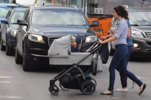 Майките трябва да се стимулират, а не да се санкционират