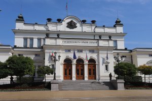 За пореден път голяма група кандидат депутати влязоха в парламента благодарение