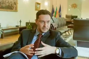 Съдът оправда бившия външен министър Даниел Митов