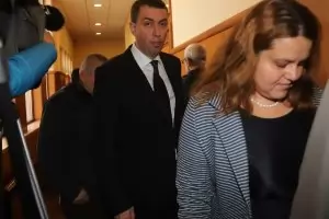 Съдът най-накрая пусна Иванчева и Петрова под домашен арест