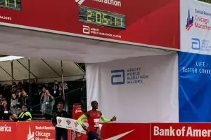 Мо Фара постави европейски рекорд на маратон

