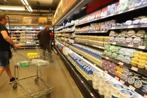 Цените на млякото и яйцата у нас гонят средните за Европа