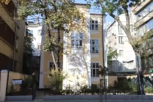 Столичната община се оттегли от търга за къщата на Яворов