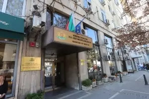 Съдът ще вземе сградата на здравното министерство