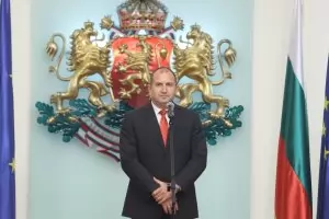 Президентът: Магистралите са важни, но трябва да се мисли поне за малко мозък