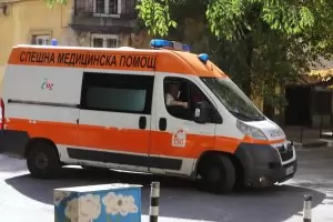 МЗ проверява пореден случай на починал пред болница