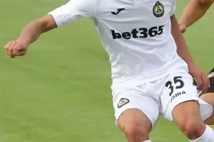 Младежки национали се изложиха и на летище в Германия