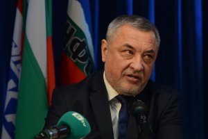 Лидерът на НФСБ Валери Симеонов определи обвиняемия Васил Божков като