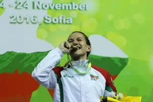 Нови две загуби оставиха България само с една боксьорка на Евро`19