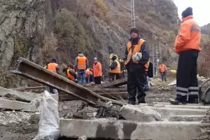 Кресненското дефиле вече е отворено за влакове