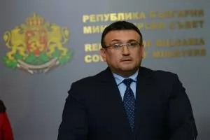 Младен Маринов: Няма пропуснати бензиностанции при проверките