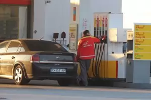 Монополът на "ЛУКойл" е най-големият 
проблем на пазара на горива в България