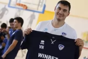 Владимир Николов обмисля да се завърне като играч срещу ЦСКА