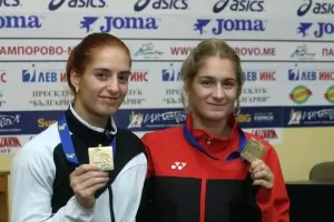 Сестри Стоеви спечелиха трета титла през тази година