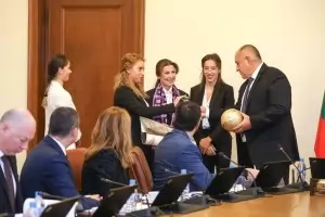 Правителството даде 1,5 млн. лв за нова зала за художествена гимнастика (видео, галерия)