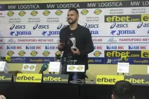 Валери Божинов бил изнудван от хакери