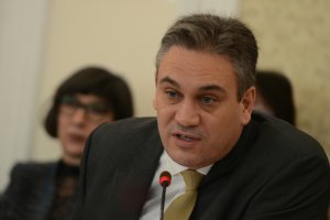 Абсурдите около покрива тераса на шефа на антикорупционната комисия Пламен Георгиев достигнаха нови