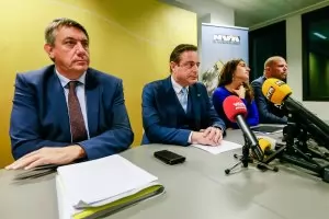 Управлението в Белгия се разпадна 
заради пакта на ООН за миграцията