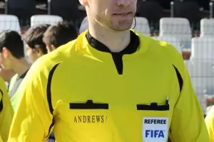 Скандалният Кабаков получи наряд за мач на "Манчестър Юн"