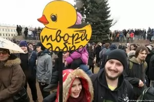 Младите в бившия СССР се умориха да се бунтуват