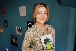  Националното е като разноцветни обвивки на един и същ шоколад