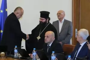 Борисов отпусна 5 млн. лв. за заплати на свещениците