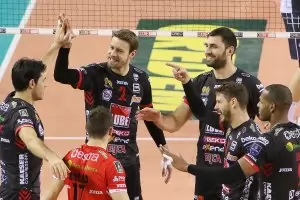 Българските волейболисти реализираха 43 точки в Италия