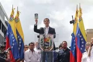 Прокуратурата във Венецуела обвини Хуан Гуайдо в държавна измяна