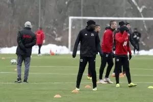 Бразилски бек ще се включи в подготовката на "червените" чак в Испания