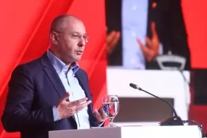 Станишев: Завръщането на джедаите? БСП да се върне първо към себе си!