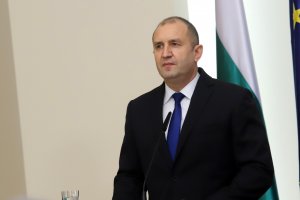 По конституция президентът Румен Радев има право на политически изявления