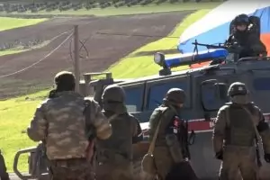 Заснети са „общи патрули” на руснаци и сирийски кюрди край Манбидж
