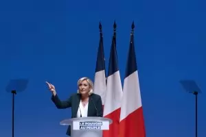 Макрон започва дебат с народа заради протестите