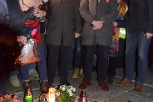 Хиляди поляци отхвърлиха насилието