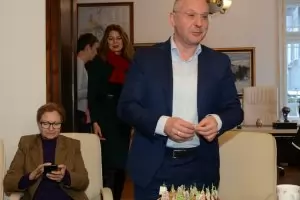 Станишев: Решението за изтребителите е политическо