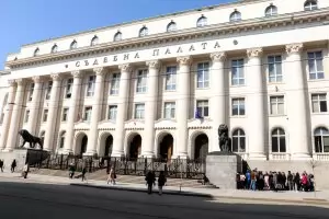  Прокуратурата си купува 20 автомобила за 791 000 лева