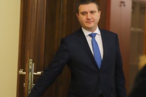 Министерството на финансите очаква рекорден бюджетен излишък в края на