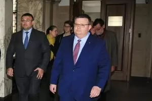 Цацаров заведе вътрешния министър в Абу Даби