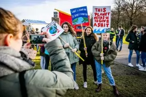  Климатичните промени са най-голямата световна заплаха
