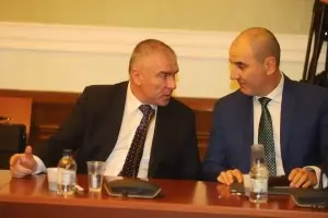 Сменете изборната система, а не парламента!