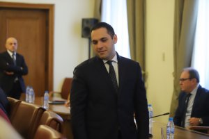 Секторите в изключително тежко състояние са хотелиерството и ресторантьорството обяви