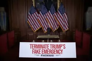 Демократите в САЩ пак блокираха строежа на стена с Мексико