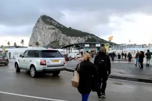 ЕС подкрепи Испания в спора за Гибралтар