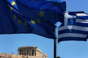 Атина рискува да не получи транш от еврозоната